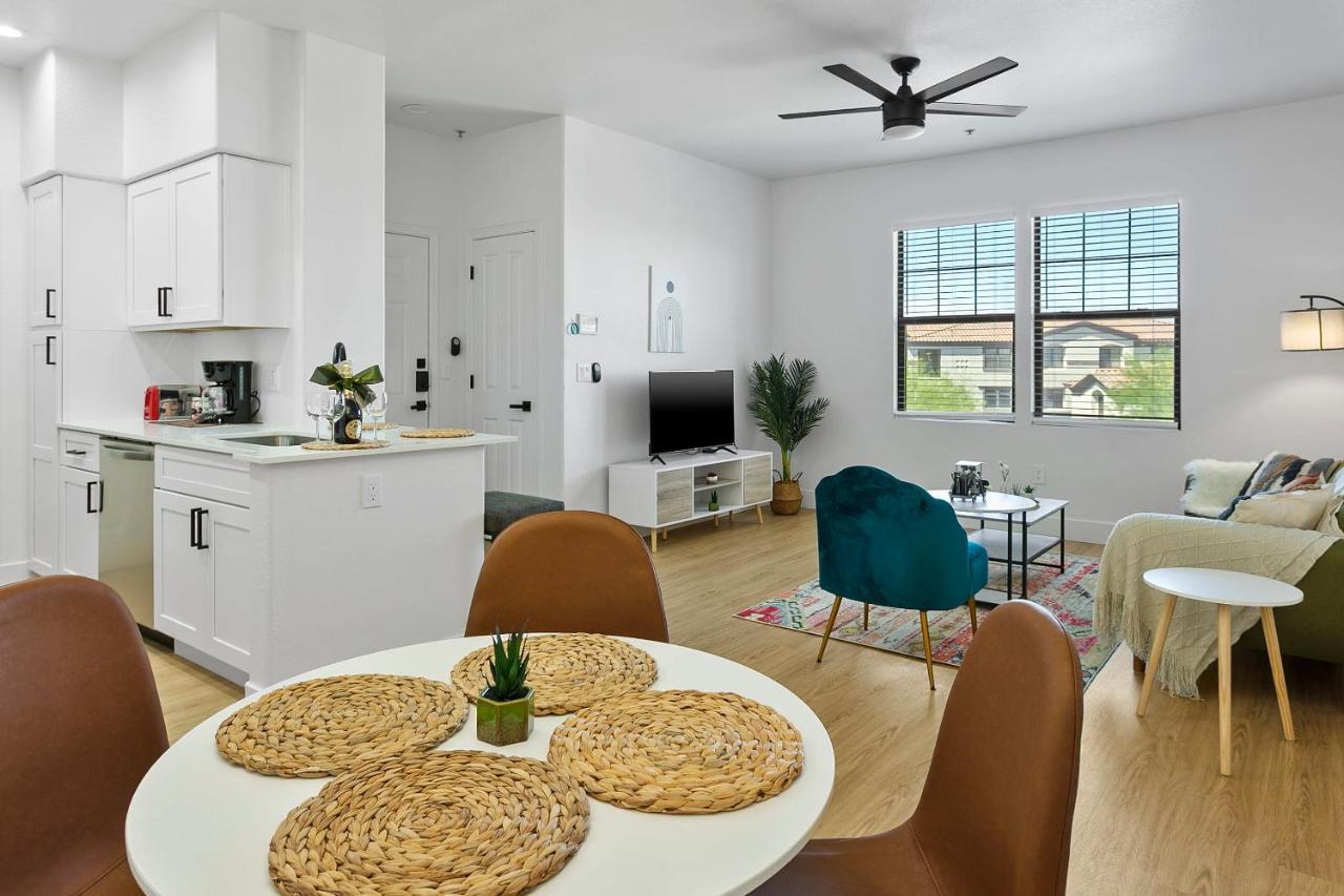 Cozysuites Glendale By The Stadium With Pool 05 Eksteriør bilde